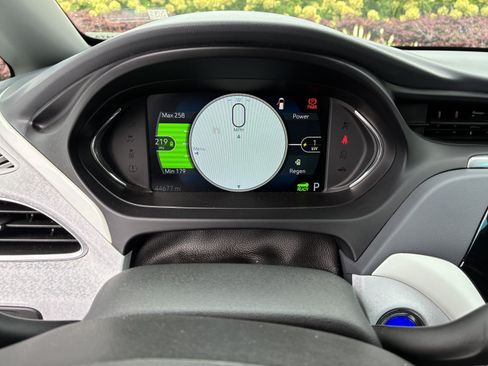 Used 2020 Chevrolet Bolt LT FWD image 29