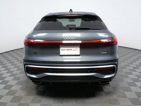 Used 2025 Audi Q5 Premium Plus w/ Premium Plus image 24