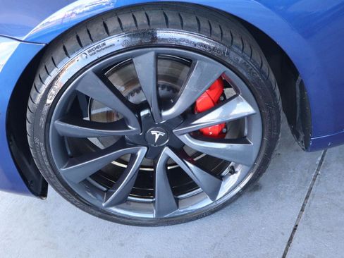 Used 2020 Tesla Model 3 Performance image 37