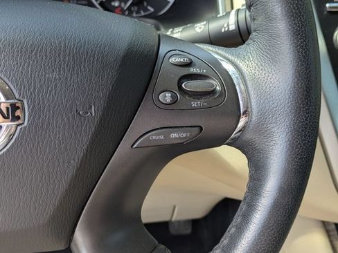 Used 2022 Nissan Murano SL FWD image 19