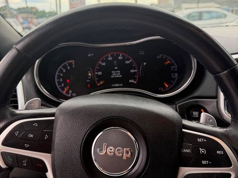Used 2015 Jeep Grand Cherokee Altitude AWD/4WD image 10