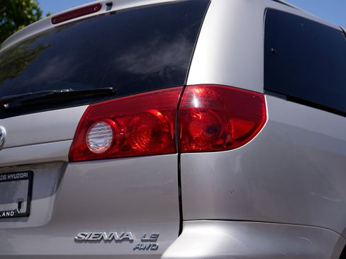 Used 2006 Toyota Sienna LE AWD/4WD image 11