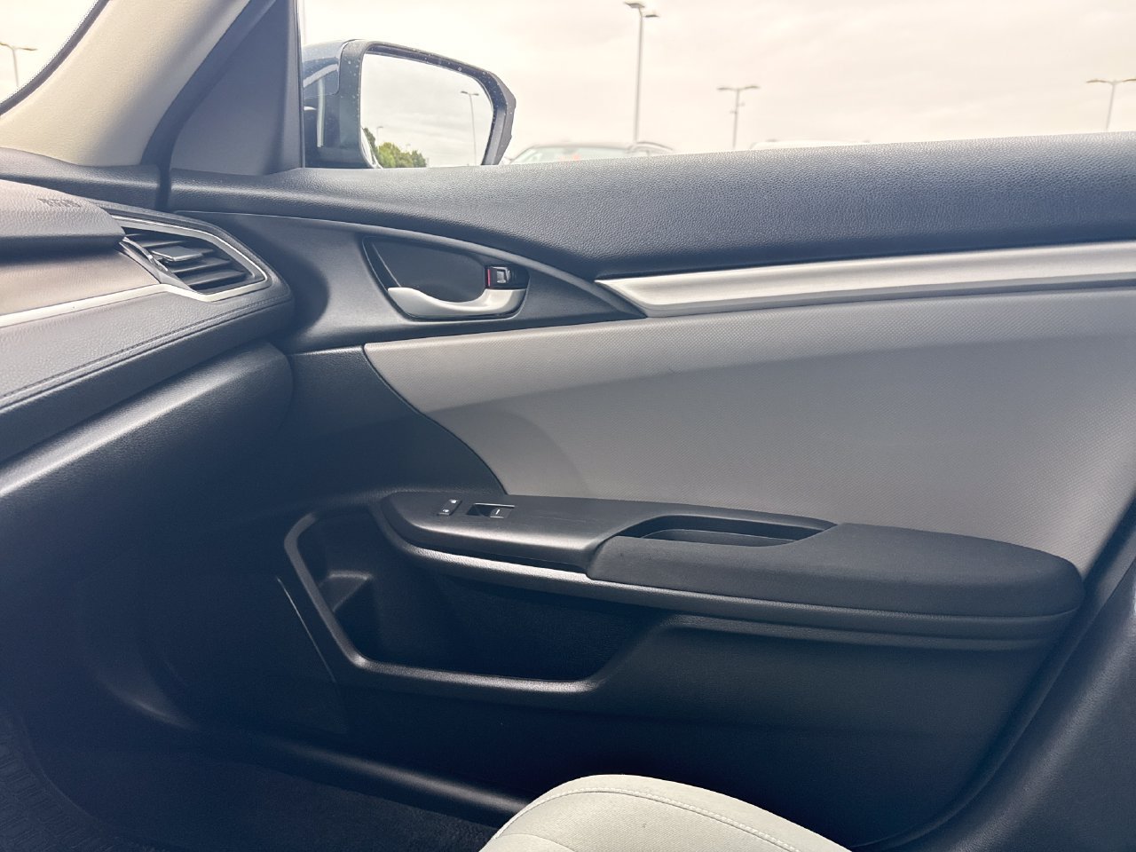 Used 2021 Honda Civic LX image 19