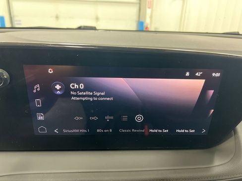 Used 2025 Buick Encore GX Sport Touring w/ Comfort Package image 13