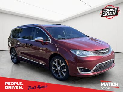 Used 2017 Chrysler Pacifica Limited
