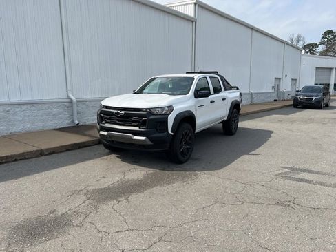 New 2025 Chevrolet Colorado Trail Boss w/ Midnight Edition image 4