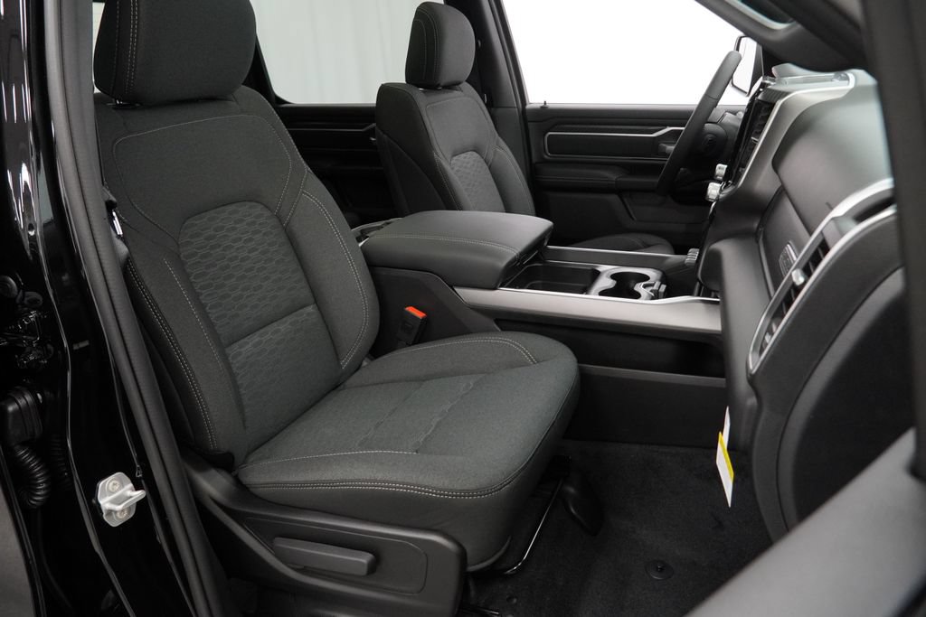 New 2026 RAM 1500 Big Horn AWD/4WD image 32