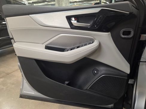 Certified 2023 Acura MDX SH-AWD w/ Technology Package image 30