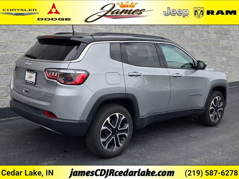 Used 2023 Jeep Compass Limited AWD/4WD image 5