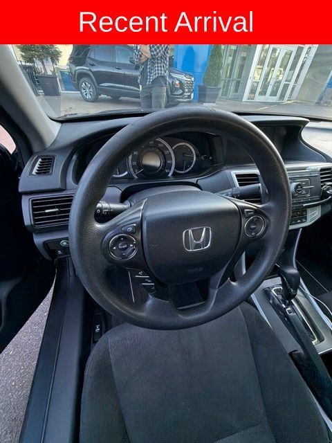 Used 2015 Honda Accord EX image 3