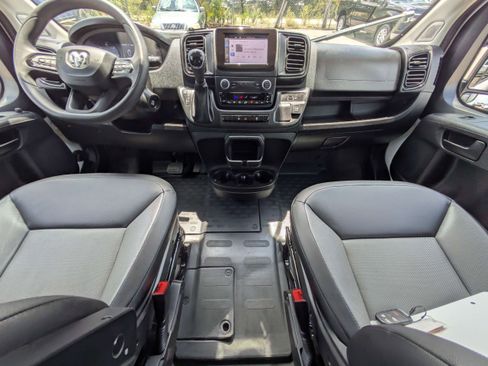 Used 2025 RAM ProMaster 3500 w/ Convenience Group FWD image 15