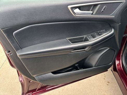 Used 2023 Ford Edge SEL AWD/4WD image 11