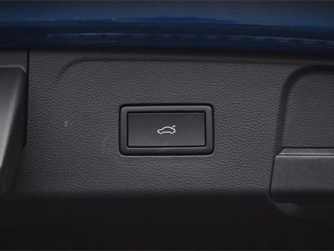 New 2026 Volkswagen Atlas SE image 27