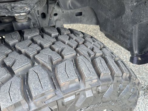 Used 2016 RAM 1500 Laramie w/ Convenience Group image 36