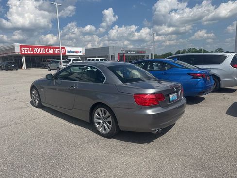 Used 2011 BMW 328i Convertible RWD image 5