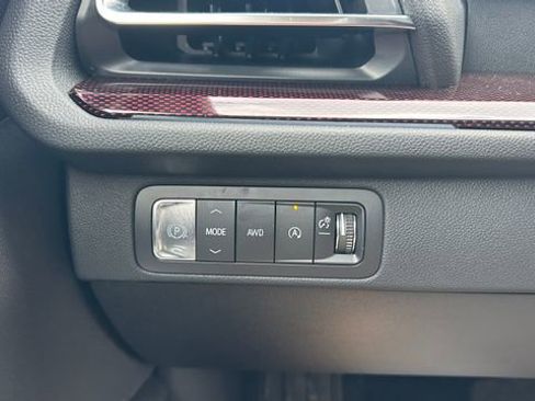 New 2026 Chevrolet Traverse RS image 21