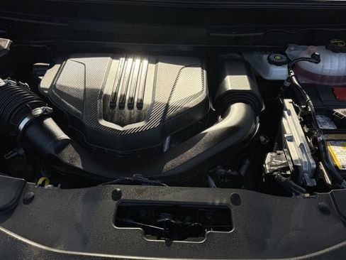 Used 2025 GMC Acadia Elevation image 34