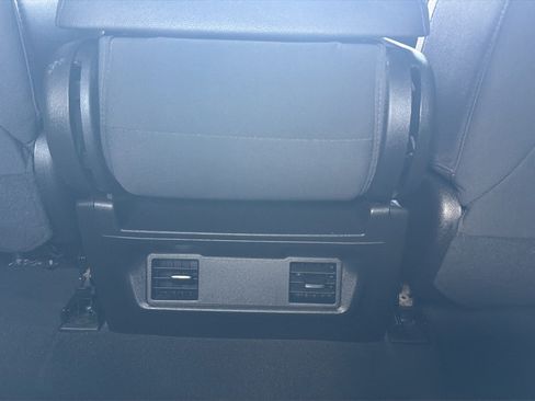 Used 2023 Chevrolet Silverado 2500 LT AWD/4WD image 19