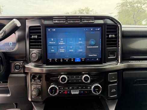 Used 2024 Ford F250 Lariat w/ Lariat Ultimate Package image 14