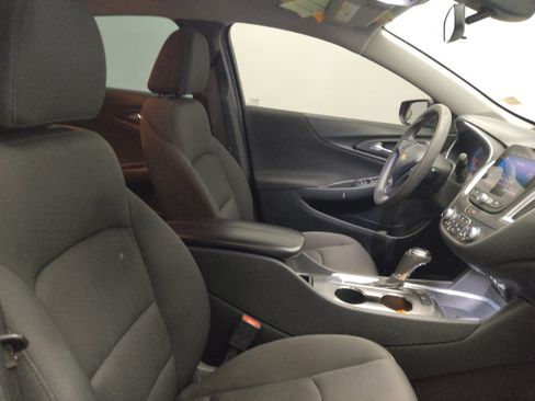 Used 2020 Chevrolet Malibu LT FWD image 21