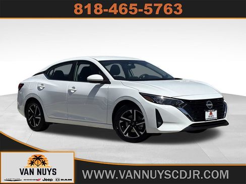 Used 2024 Nissan Sentra SV FWD image 1