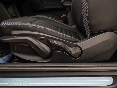 New 2026 MINI Cooper 2-Door Hardtop image 21