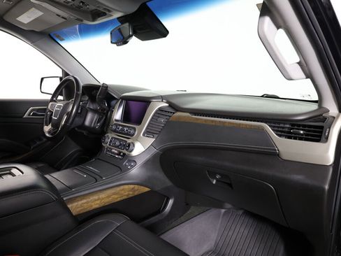 Used 2018 GMC Yukon Denali w/ Denali Ultimate Package image 27