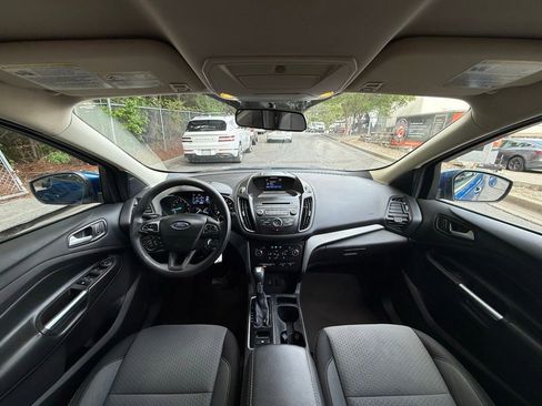 Used 2017 Ford Escape SE AWD/4WD image 12