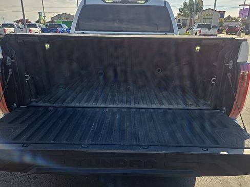 Used 2022 Toyota Tundra Platinum AWD/4WD image 5