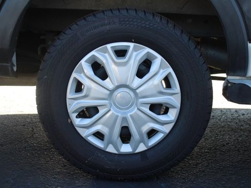 Used 2023 Ford Transit 250 Low Roof w/ Exterior Upgrade Package image 19