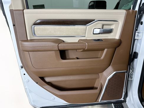 Used 2022 RAM 3500 Laramie image 26