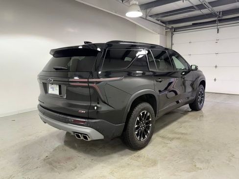 Used 2025 Chevrolet Traverse Z71 w/ Driver Confidence Package image 7