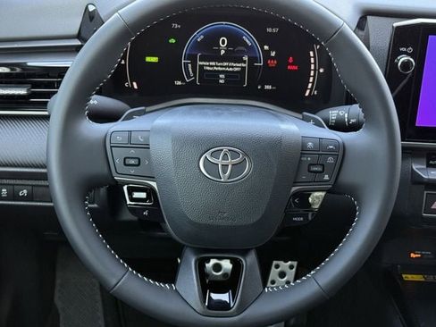 New 2026 Toyota Camry SE image 13