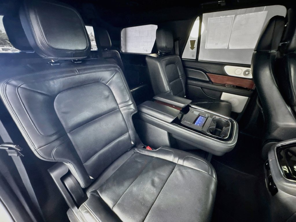 Used 2022 Lincoln Navigator Reserve RWD image 29