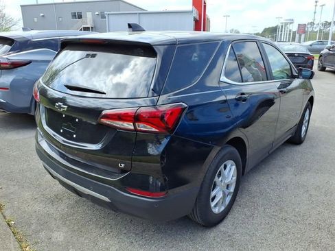 Used 2024 Chevrolet Equinox LT w/ LPO, Floor Liner Package image 5