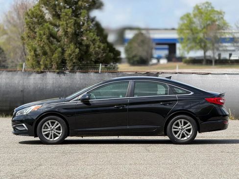 Used 2016 Hyundai Sonata SE image 8