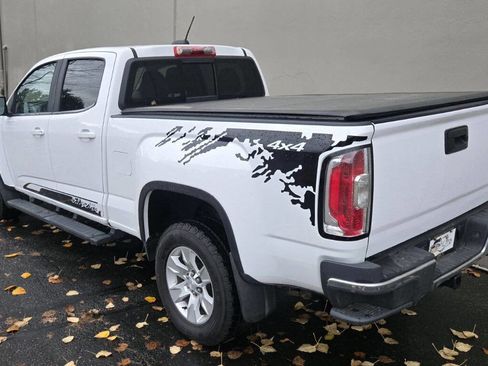 Used 2015 GMC Canyon SLE image 7