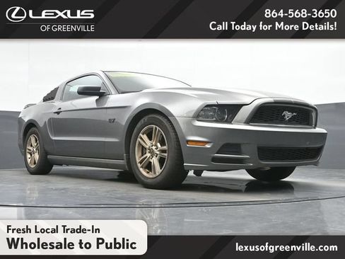 Used 2014 Ford Mustang Coupe RWD image 10