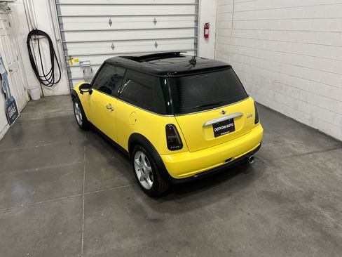 Used 2006 MINI Cooper Hardtop image 5