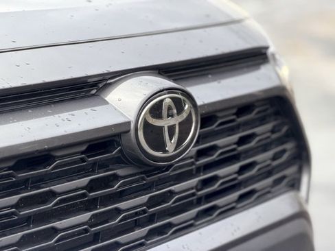 Used 2023 Toyota RAV4 LE image 28