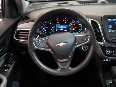 Certified 2023 Chevrolet Equinox LS w/ LS Convenience Package FWD image 10
