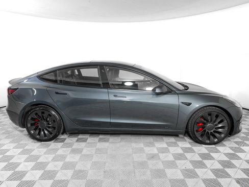 Used 2023 Tesla Model 3 Performance image 4