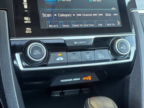 Used 2018 Honda Civic EX image 31