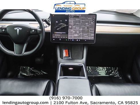 Used 2021 Tesla Model Y Long Range image 11