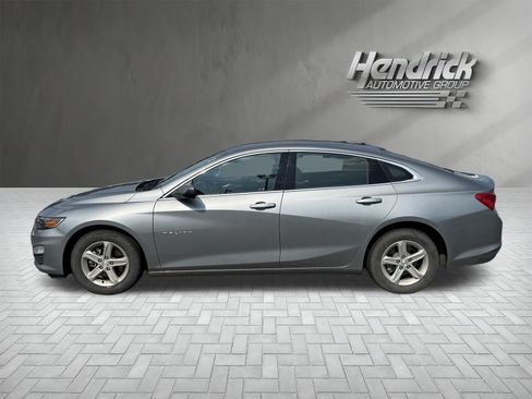 Used 2024 Chevrolet Malibu LS FWD image 7