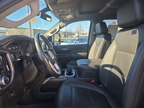 Used 2023 GMC Sierra 3500 SLT w/ SLT Convenience Package image 23