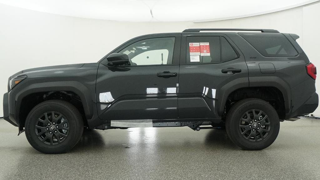 New 2026 Toyota 4Runner SR5 AWD/4WD image 2