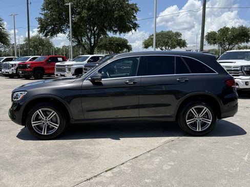 Used 2022 Mercedes-Benz GLC 300 image 8