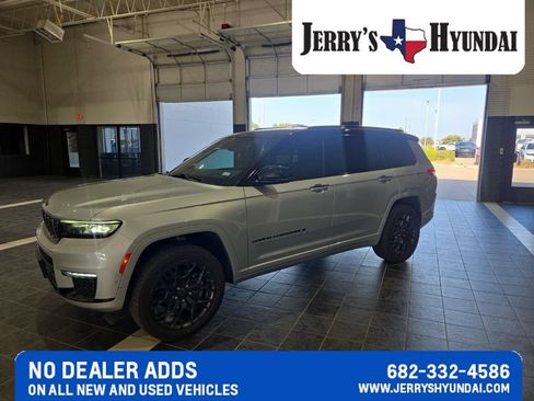 Used 2023 Jeep Grand Cherokee L Summit AWD/4WD image 1