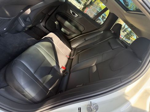 Used 2025 Volvo V60 B5 Cross Country Plus image 32